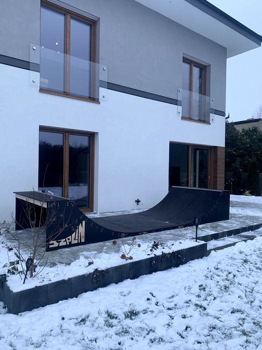 Minirampa wodoodporna całoroczna zewnętrzna DIY Szplinramps Skatepark