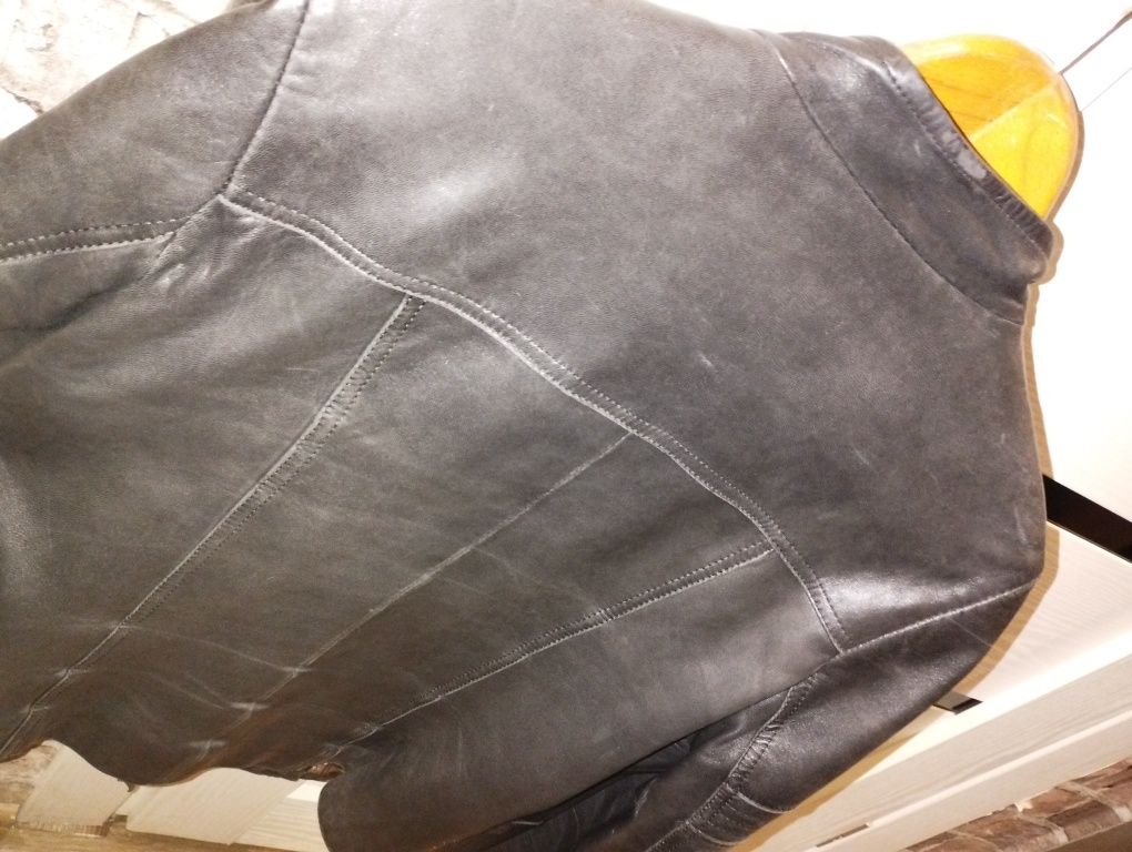Шкіряна куртка, розмір 52