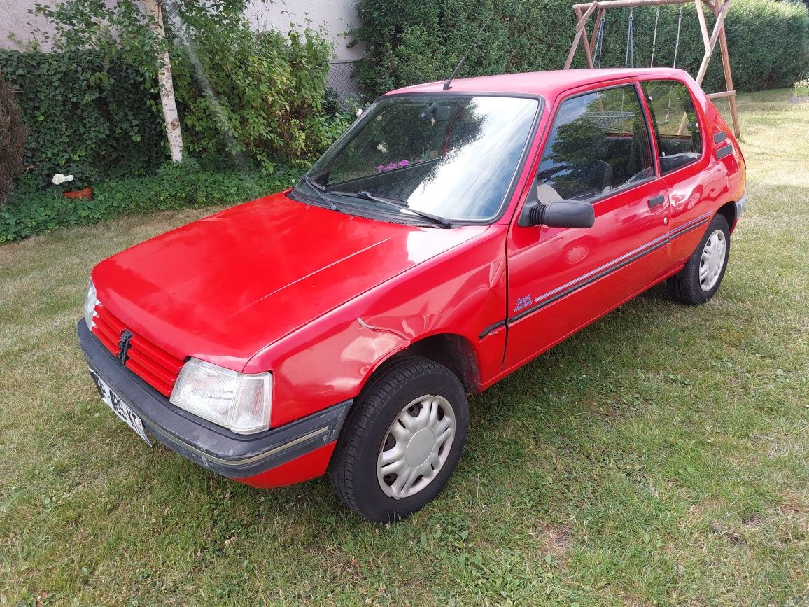 Peugeot 205 junior GTI XS 1.8 diesel, benzyna i inne