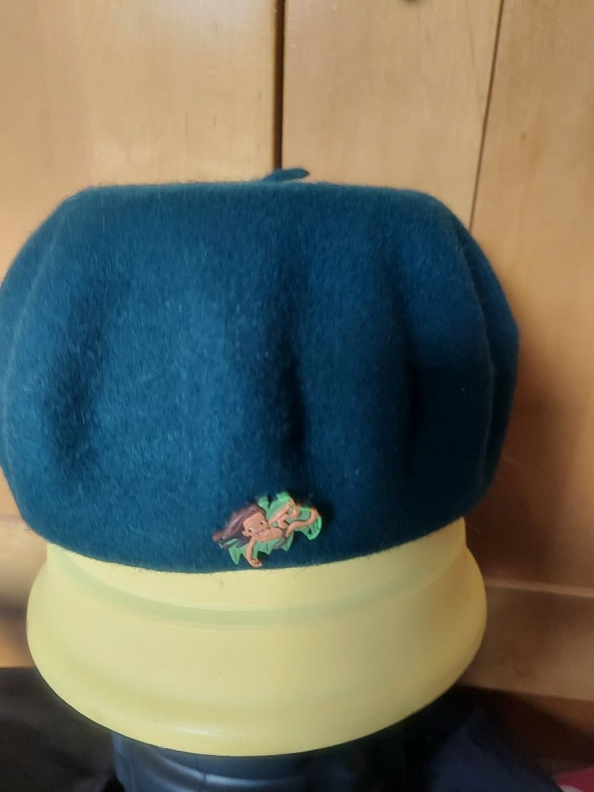 Nowy, stylowy beret dziecięcy zielen butelkowa wełna extra 100%