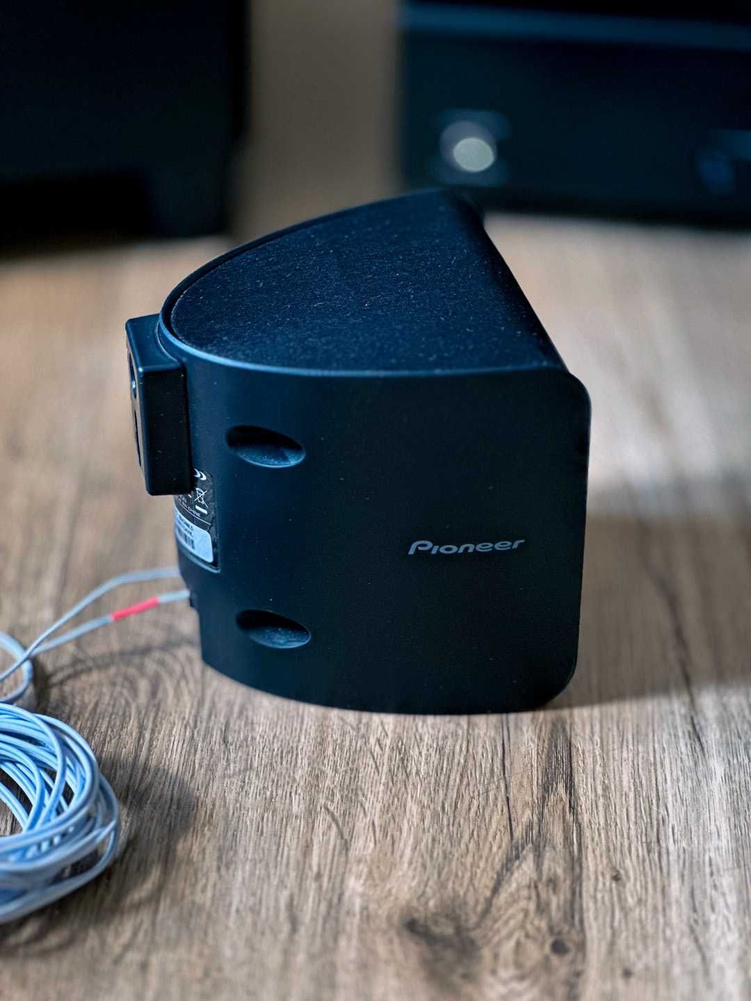 Zestaw audio: wzmacniacz Yamaha RX-V375 i głośniki Pioneer S-HS100
