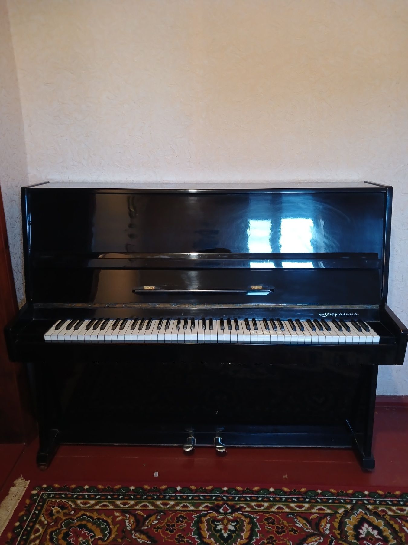 Продам фортепіано в хорошому стані!!!