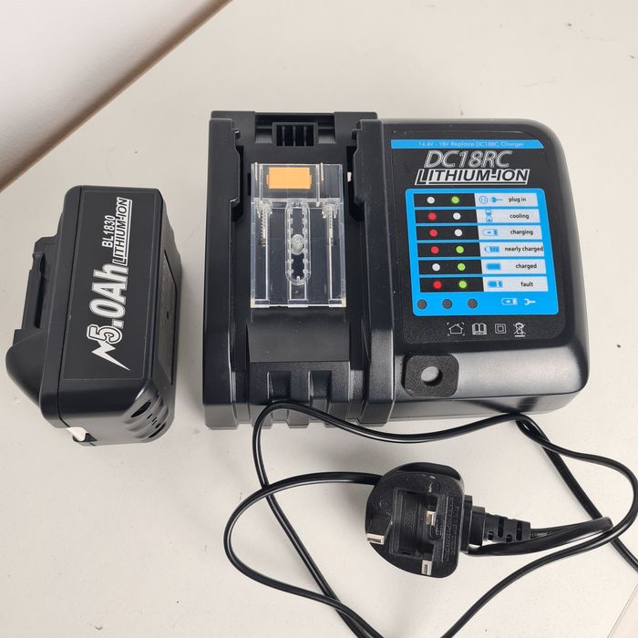 Зарядка та акумулятор для Makita