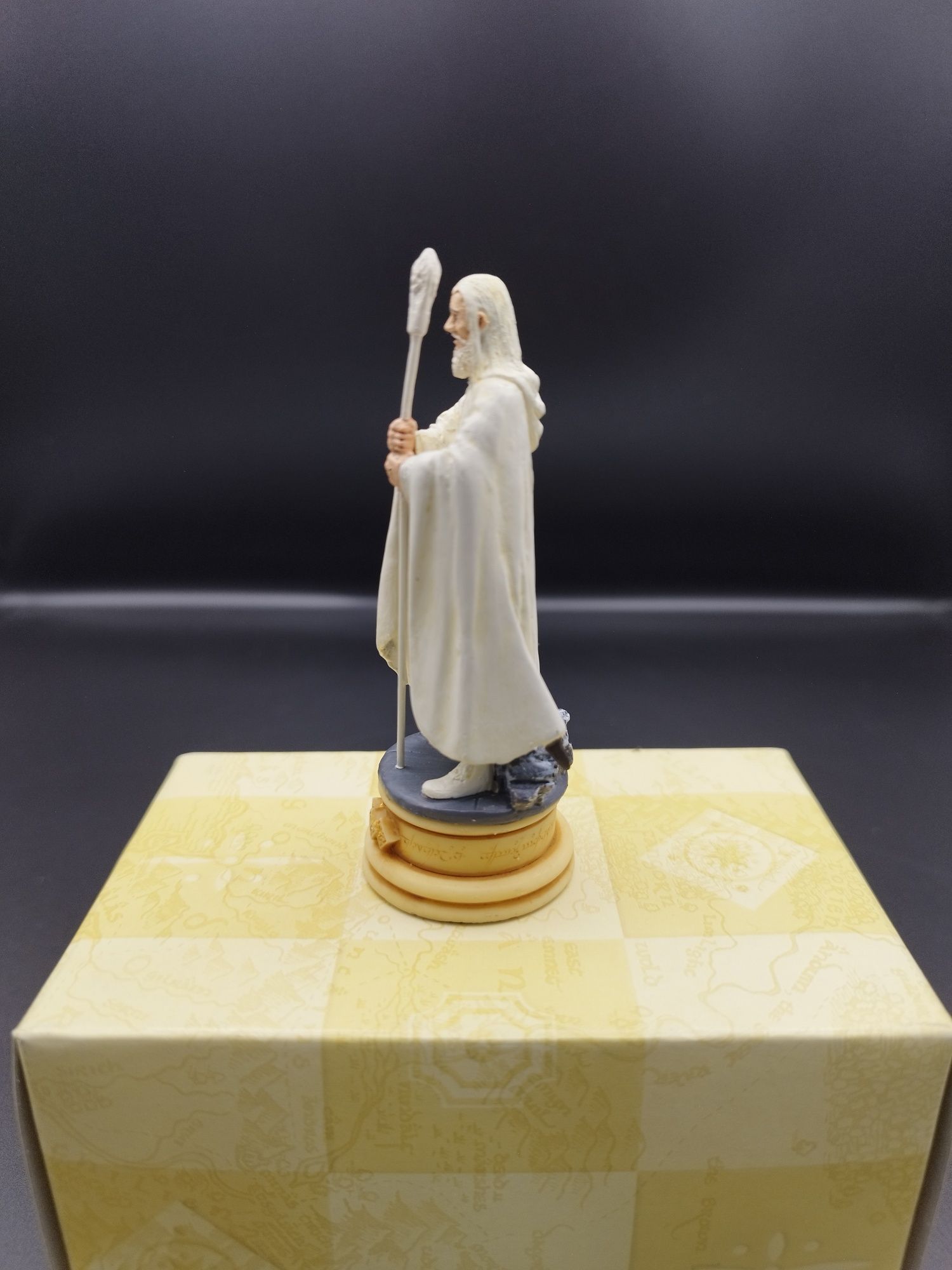 Figurka szachowa Władca Pierścieni Gandalf Biały  ok 10 cm Lotr fi