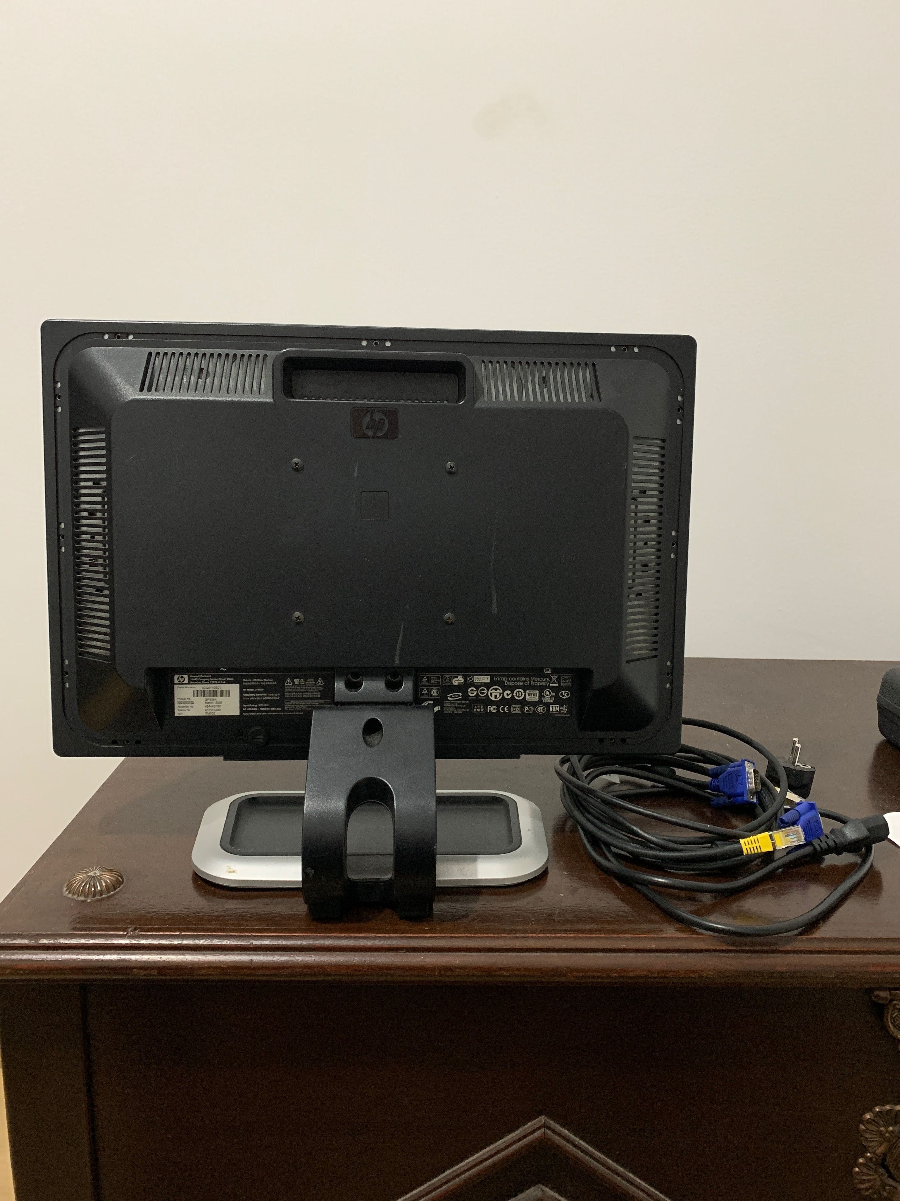 Ecrã monitor HP L1908w