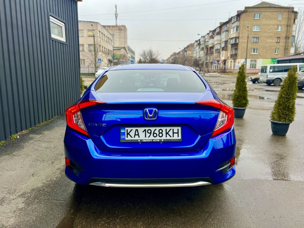 Продам Honda Civic X