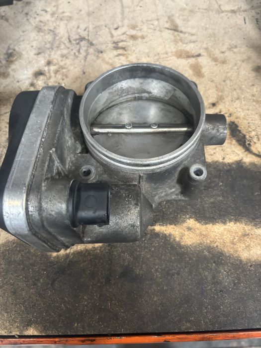 Borboleta eletrica V8 M62TUB44