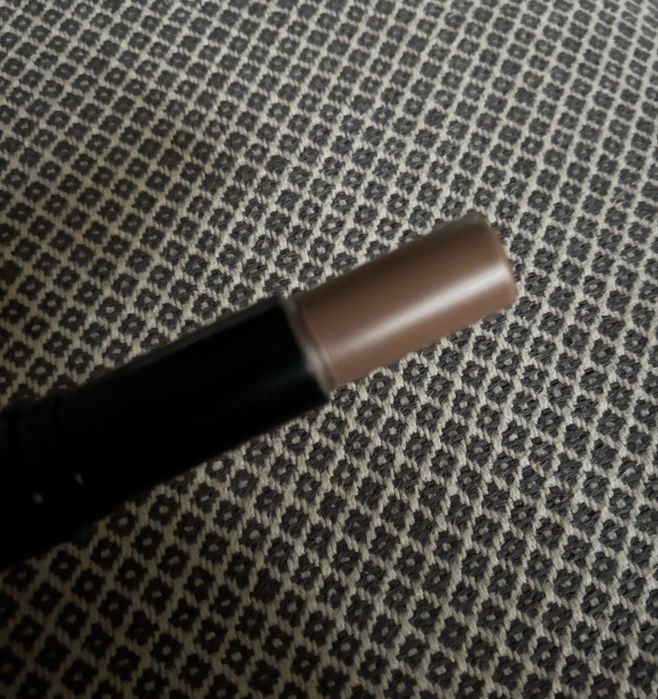 Kiko Milano Sculpting Touch Creamy Stick Contour