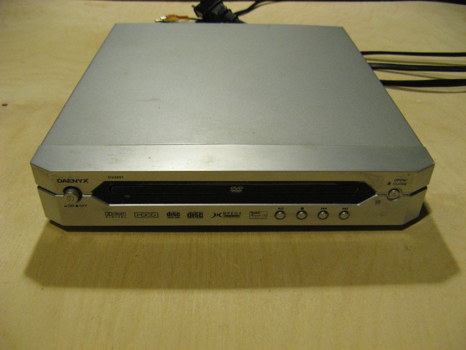 DVD видеоплеер Daenyx DV2001 DVD Player