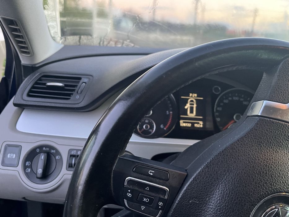 Vendo Passat B6 1.6 D