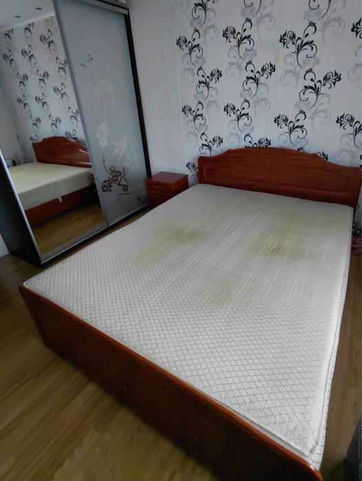 Ліжко двоспальне