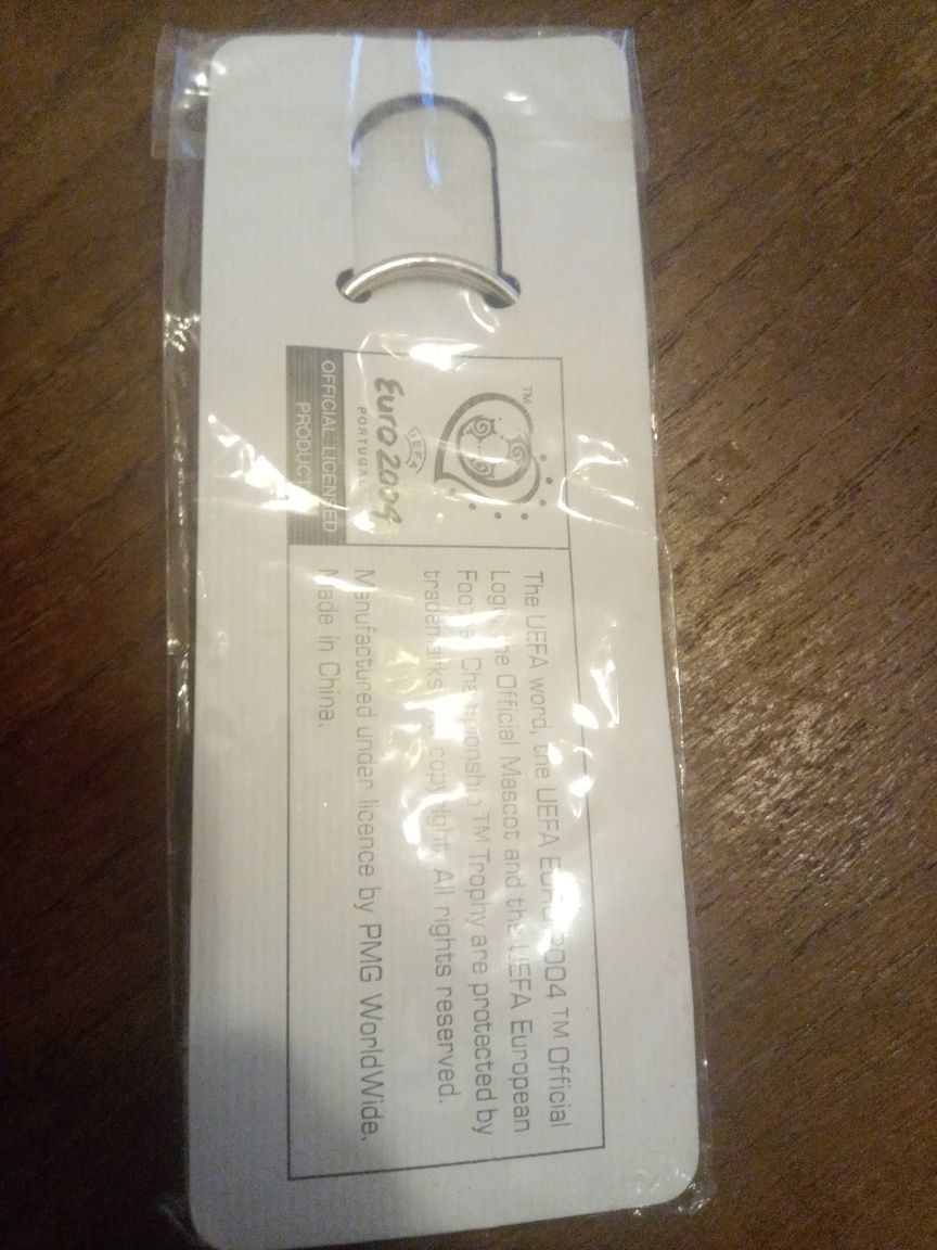 Porta chaves Euro 2004 novo