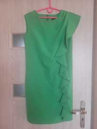 Zielona sukienka z falbanką