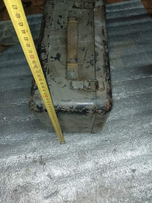 Ящик металевий.,