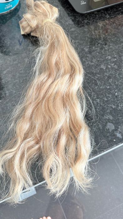 Vendo cabelo humano 130g no grampo