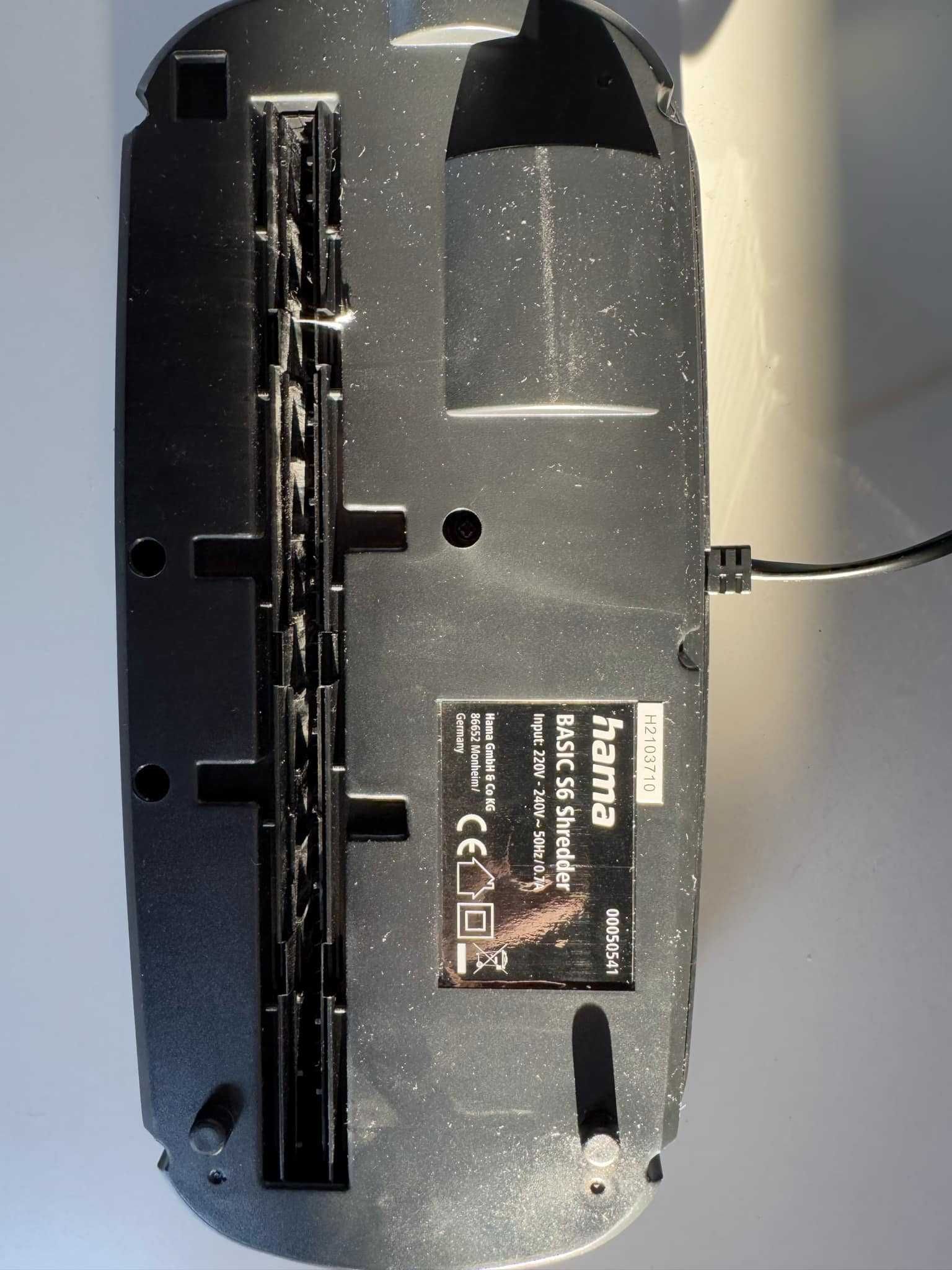 Niszczarka HAMA Basic S6 8 L