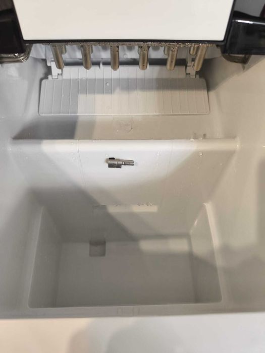 Kostkarka do lodu Hendi Arktic 15 kg