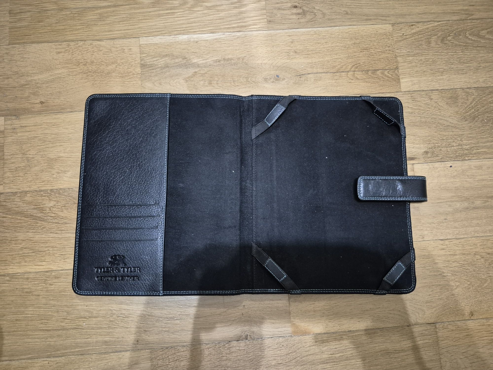 Tyler & Tyler etui na tablet skórzane 10-11 cali