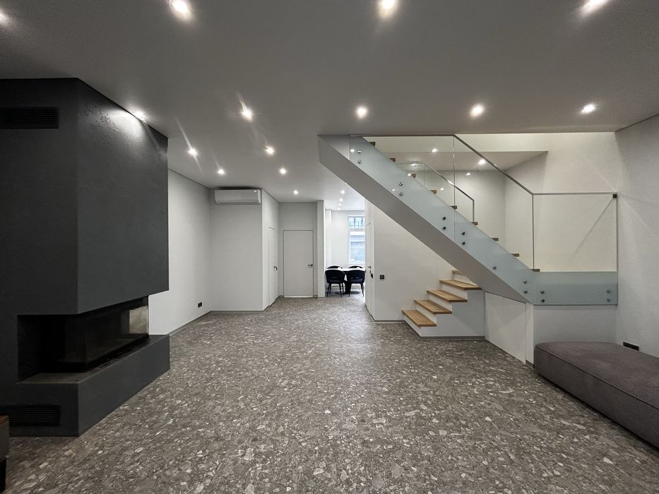 Продаж СУЧАСНОГО  ТаунХауса в котеджному містечку