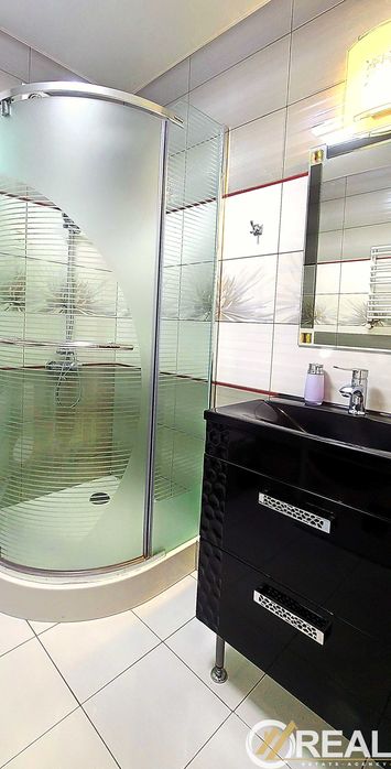 1-кім з автономним опаленням на 33-кварталі.