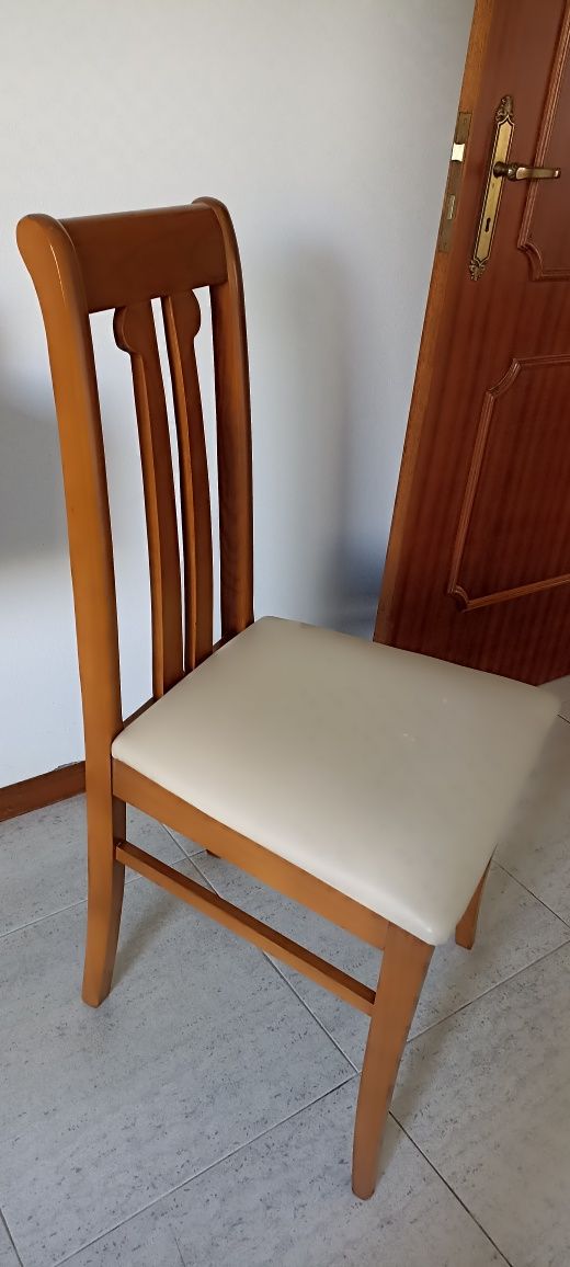 Cadeira Quarto de Madeira