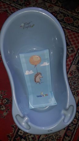 Ванночка для дитини