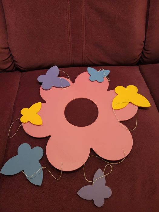 Lampa sufitowa do pokoju dziecięcego