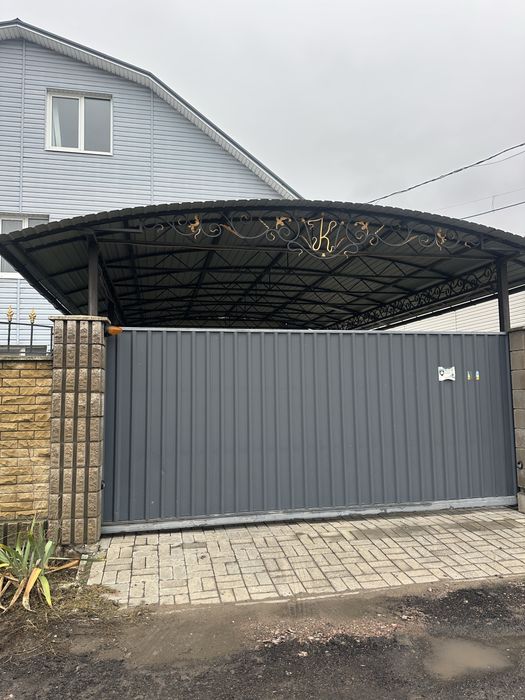 Продаж будинка в екологічному місті