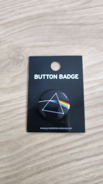 Przypinka Pink Floyd Dark Side Of The Moon na agrafkę Pyramid Internat
