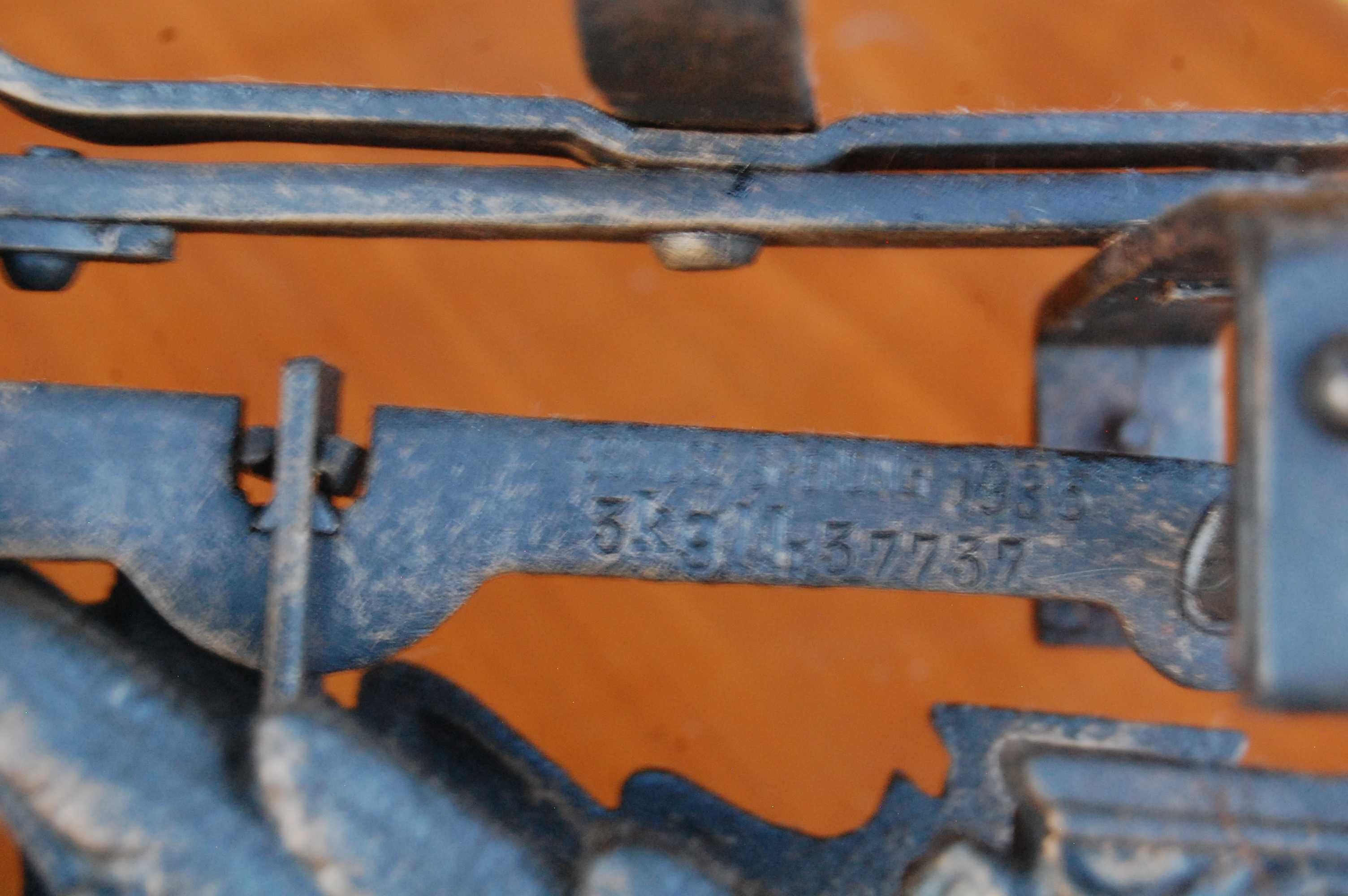 Waga szalkowa 3 kilogramowa z 1935 roku żeliwna zabytek