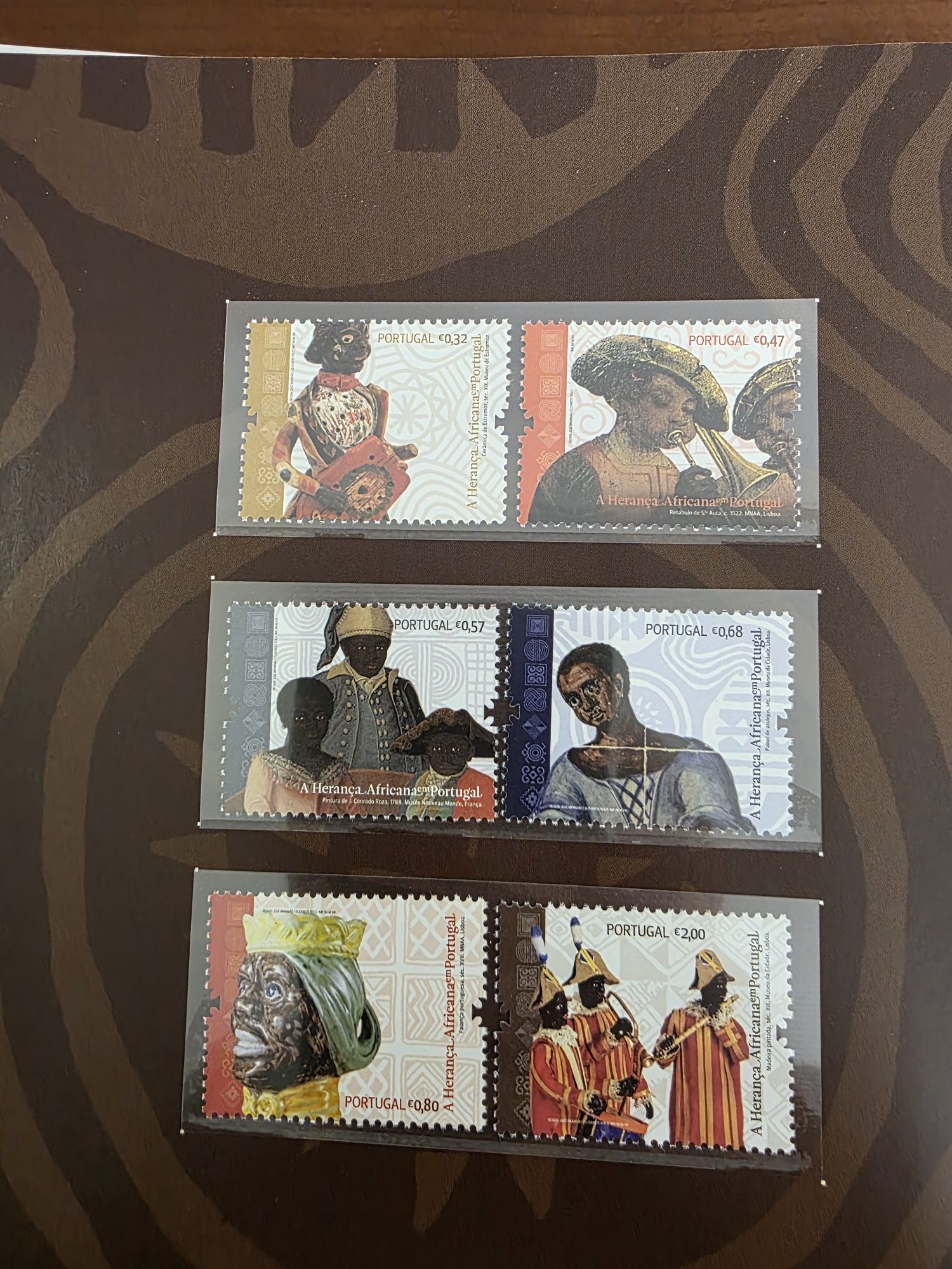 Livro selos - A Herança Africana em Portugal