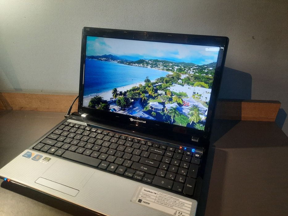 Laptop Packard Bell sprawny :)
