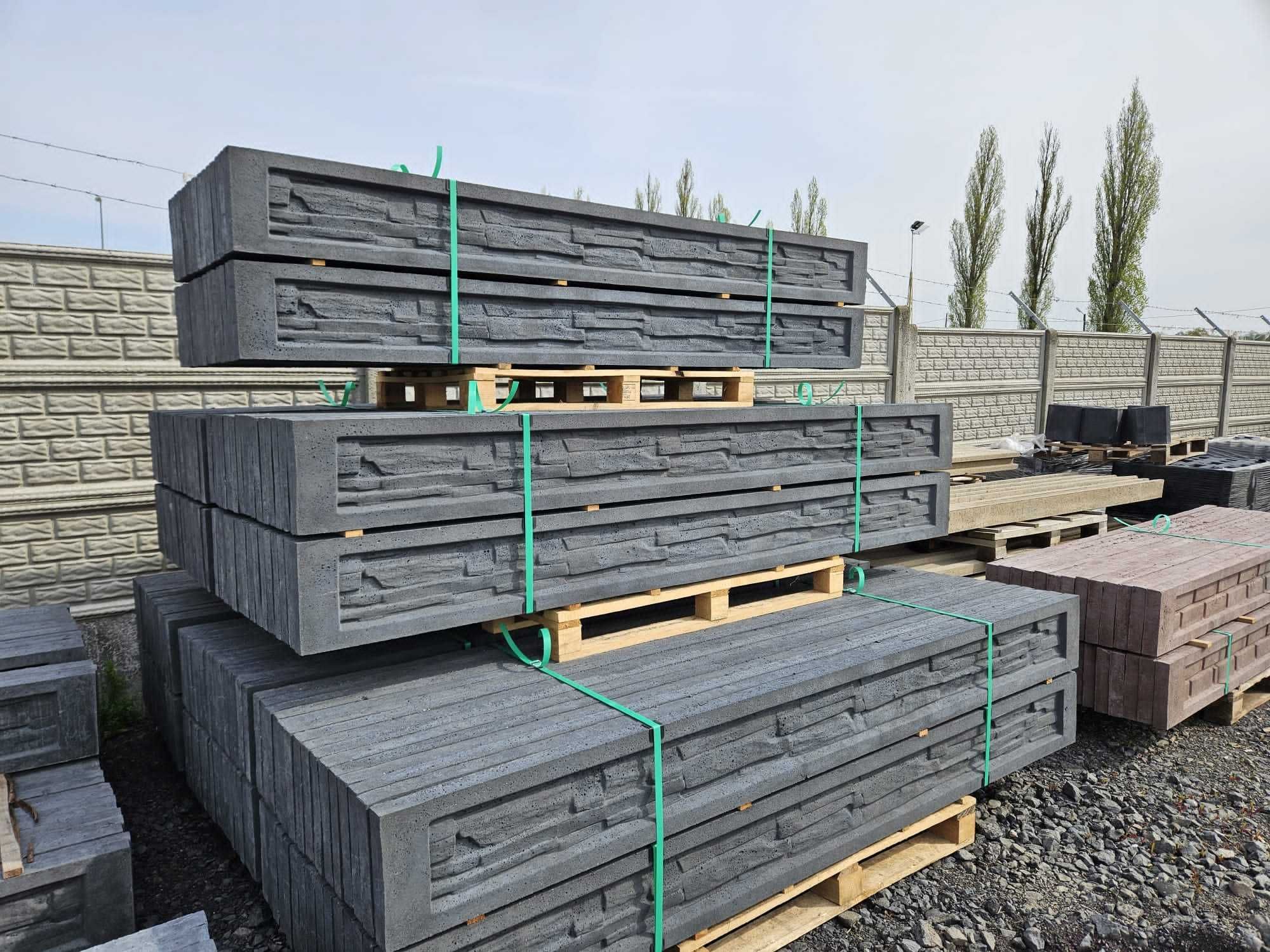 Podmurówka betonowa, pod łącznik lub pod ceownik od producenta.