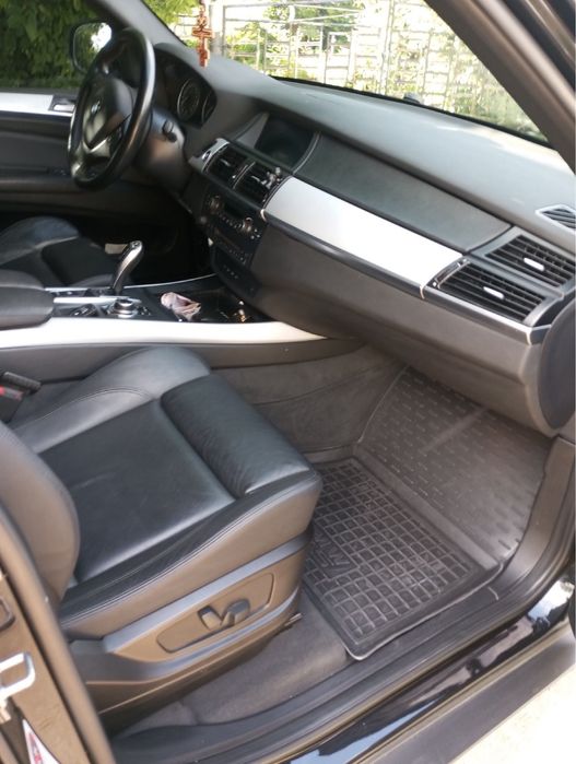 Породам BMW X5 2010 року