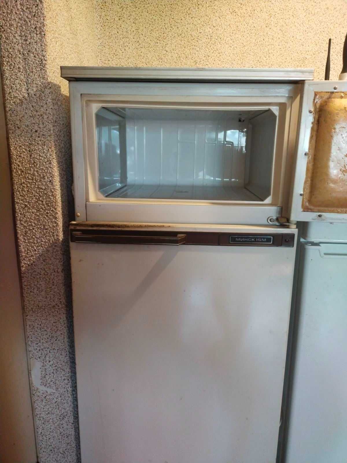 Холодильник робочий б в
