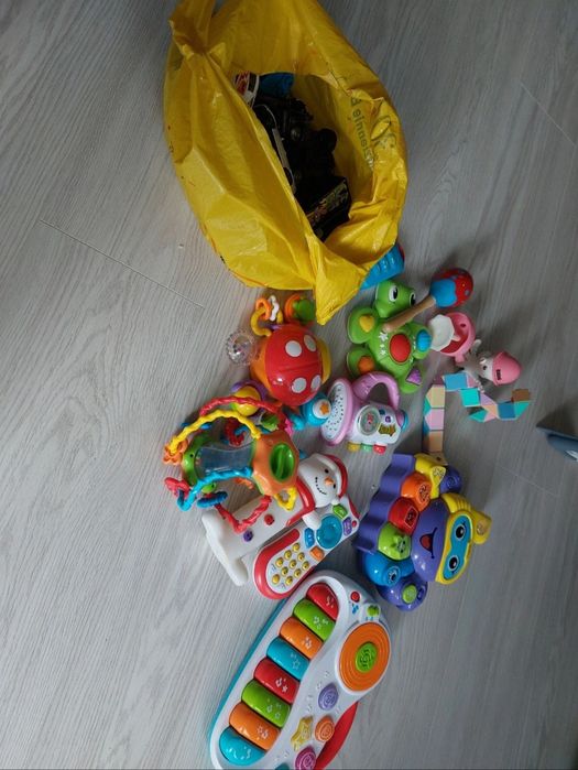 Zabawki, samochodziki