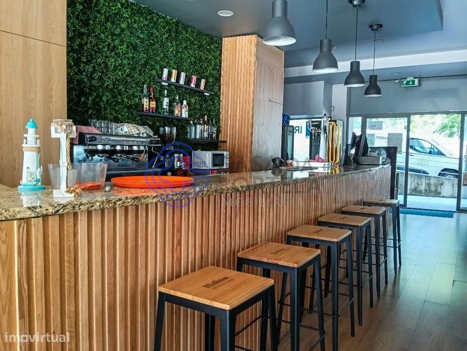 Snack bar para trespasse, em frente ao ISMAI na Maia