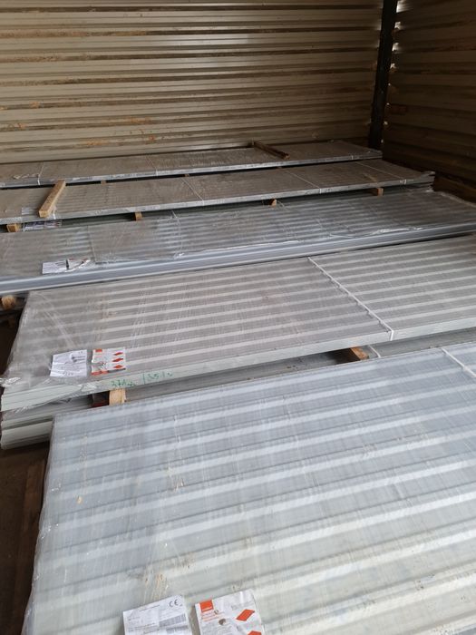 Blacha trapezowa kolor jasny 25 zl m2 brutto