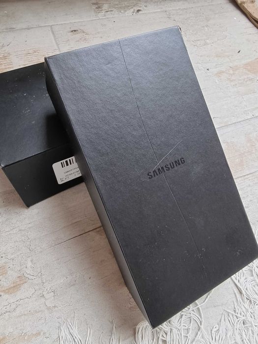 S9 plus praticamente novo