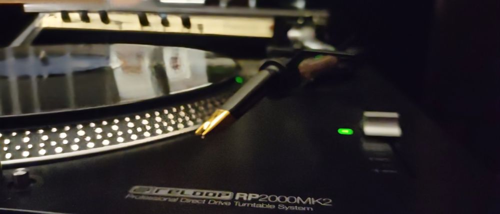 Gramofon reloop 2000 mk2