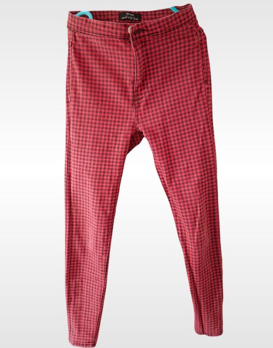 Damskie spodnie w kratkę