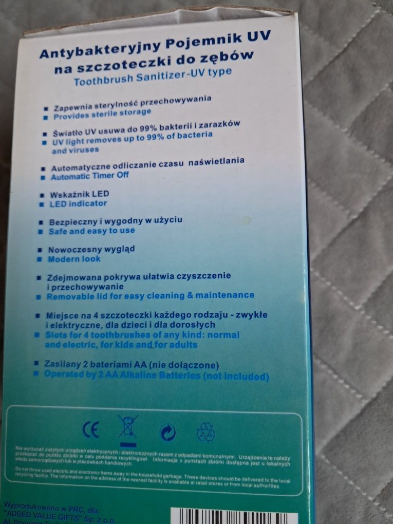 Antybakteryjny pojemnik UV na szczoteczki do zębów