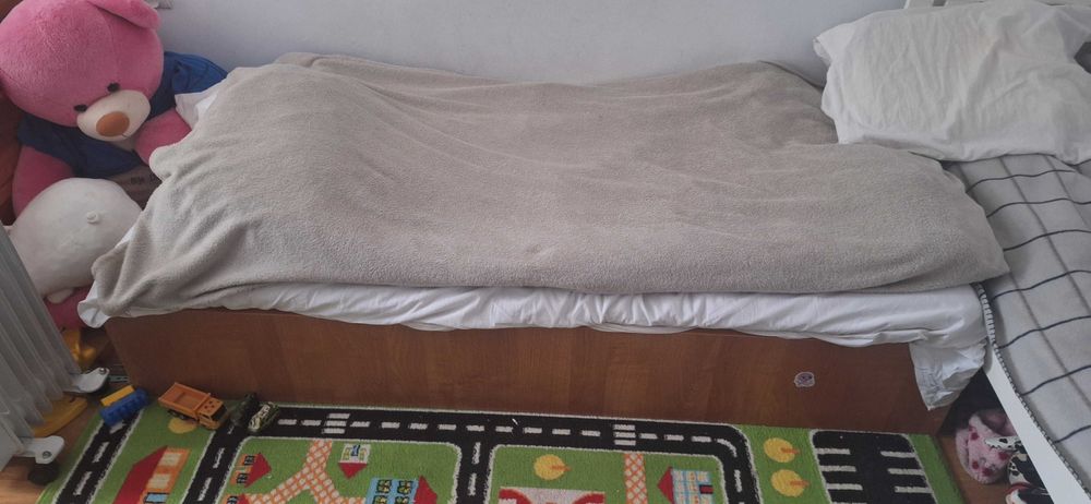 Lózko 162#82. Pilno. Oddam