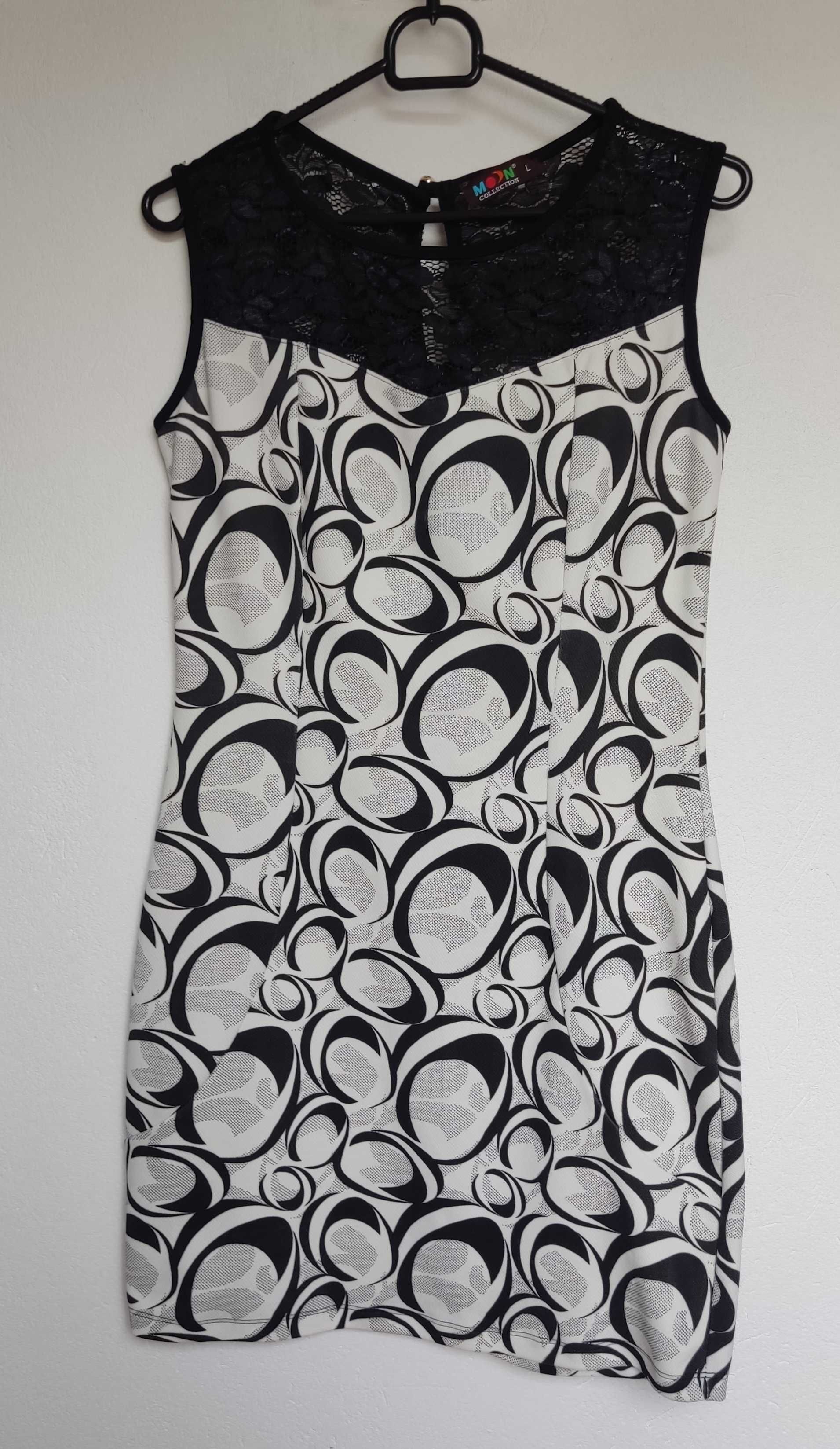 Sukienka krótka wzorzysta biało-czarna na grubych szelkach z koronką
