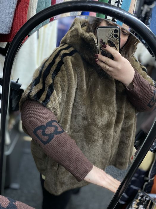 Шубка стильна автоледі