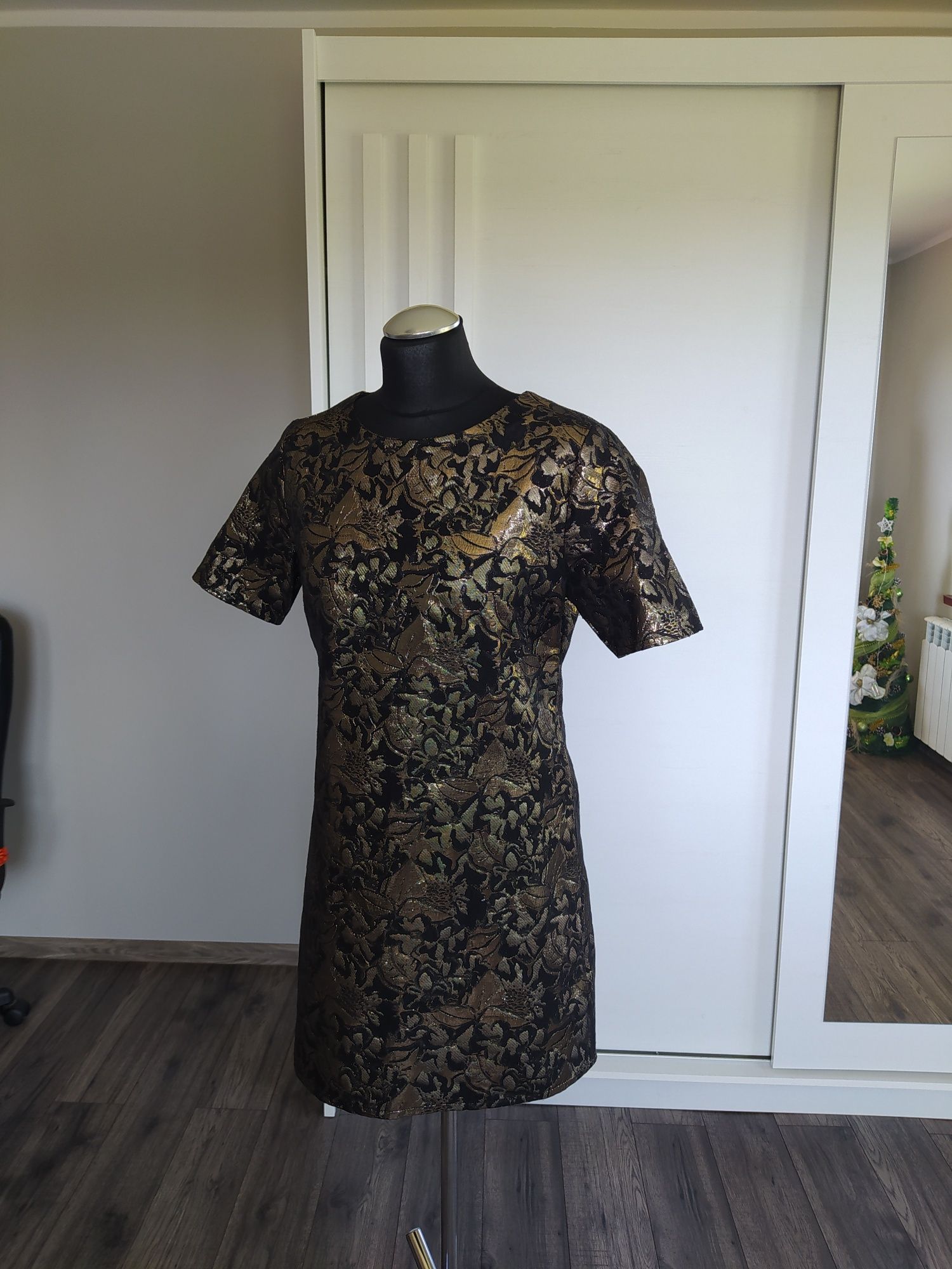 Sukienka trapezowa złota sylwestrowa missguided mini midi tunika h&m