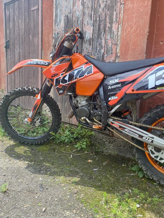 Продаєця КТМ SX 125 2007 року.