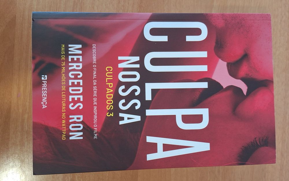 Livro da Triologia Culpa