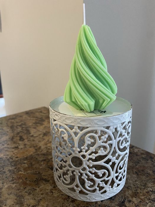 Новорічний декор свічка-ялиночка