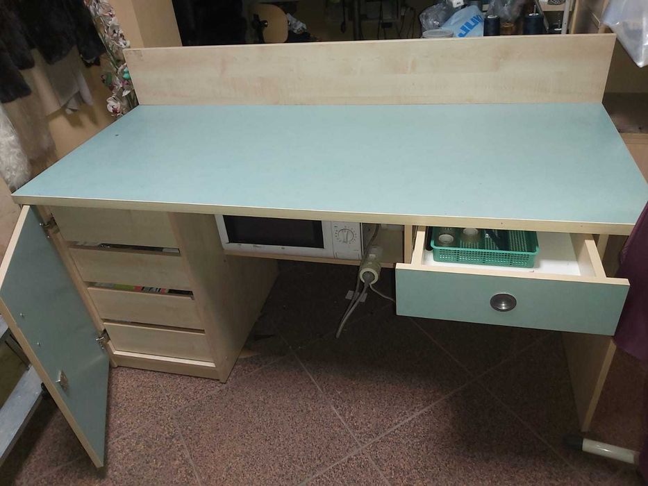 biurko solidne estetyczne